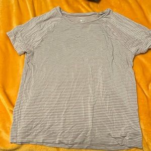 american eagle soft&sexy top size small